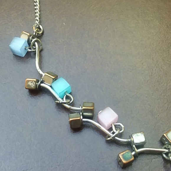 Pretty Lia Sophia silver necklace - Picture 6 of 8